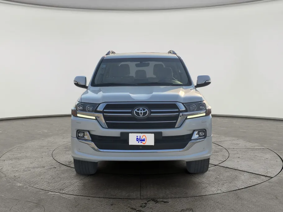 تويوتا لاندكروزر GXR Grand Touring 2020 