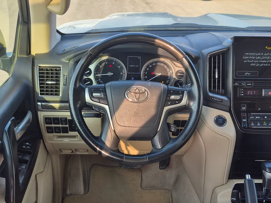 تويوتا لاندكروزر GXR Grand Touring 2020 