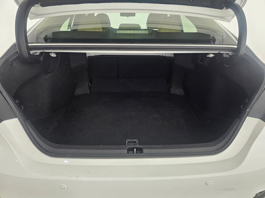 2022 Toyota Camry  LE 