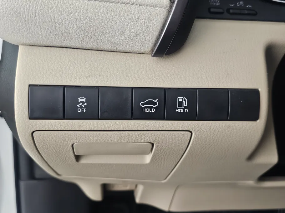 2022 Toyota Camry  LE 