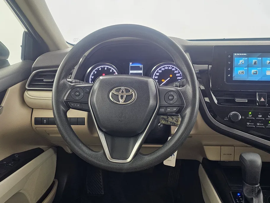2022 Toyota Camry  LE 