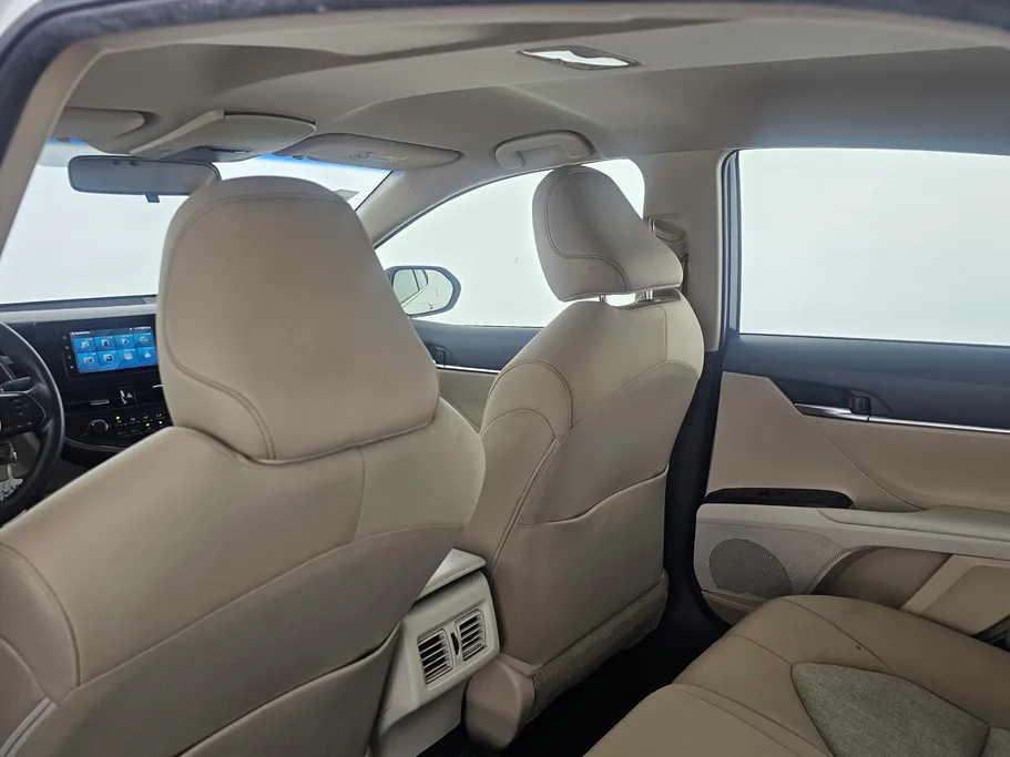 2022 Toyota Camry  LE 
