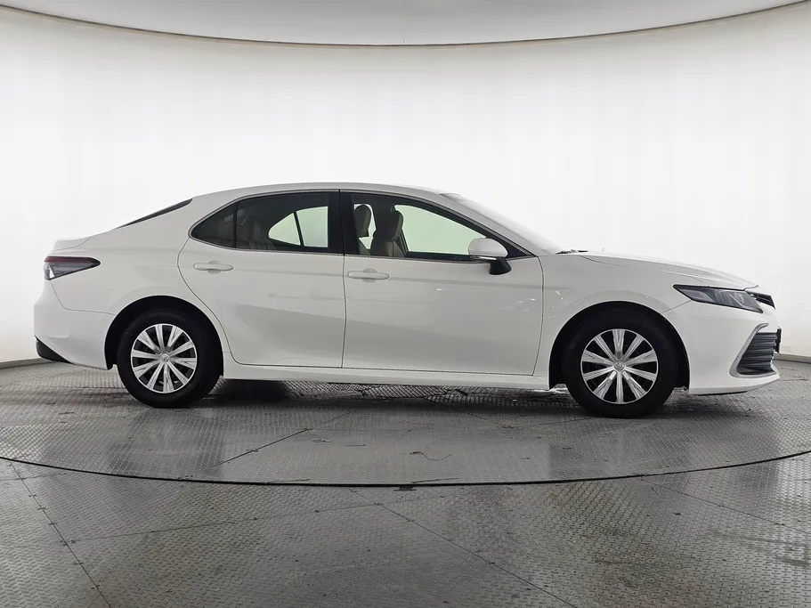 2022 Toyota Camry  LE 