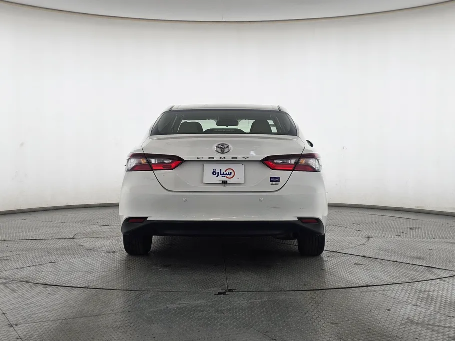 2022 Toyota Camry  LE 