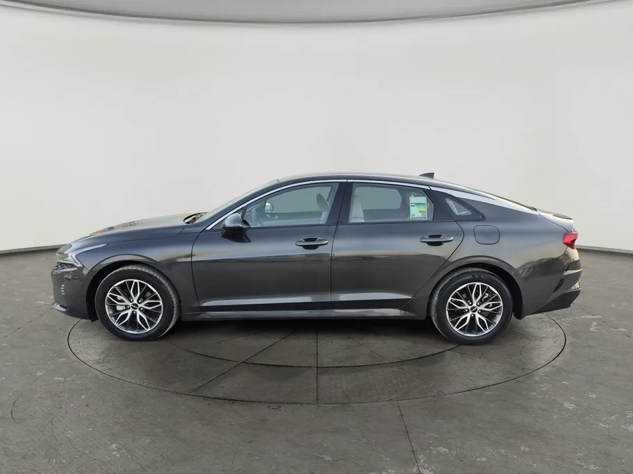 2023 Kia K5 LX 
