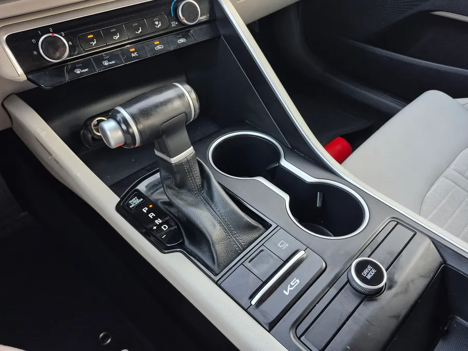 2023 Kia K5 LX 