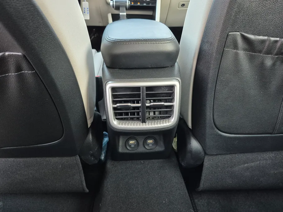 2023 Kia K5 LX 
