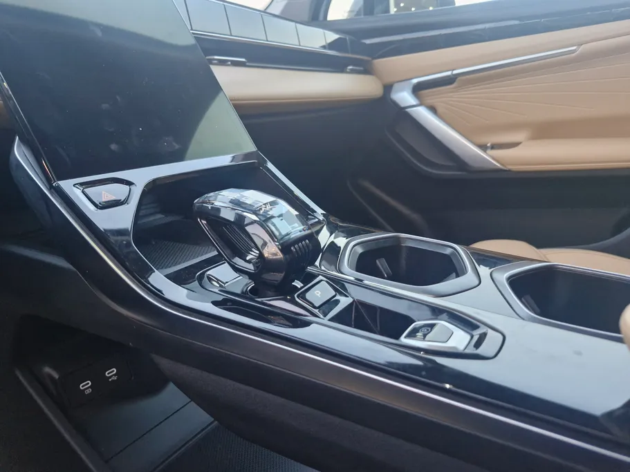2024 Geely StarRay GK 