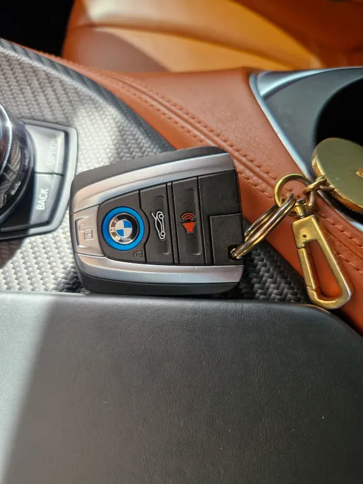 2019 BMW i8  