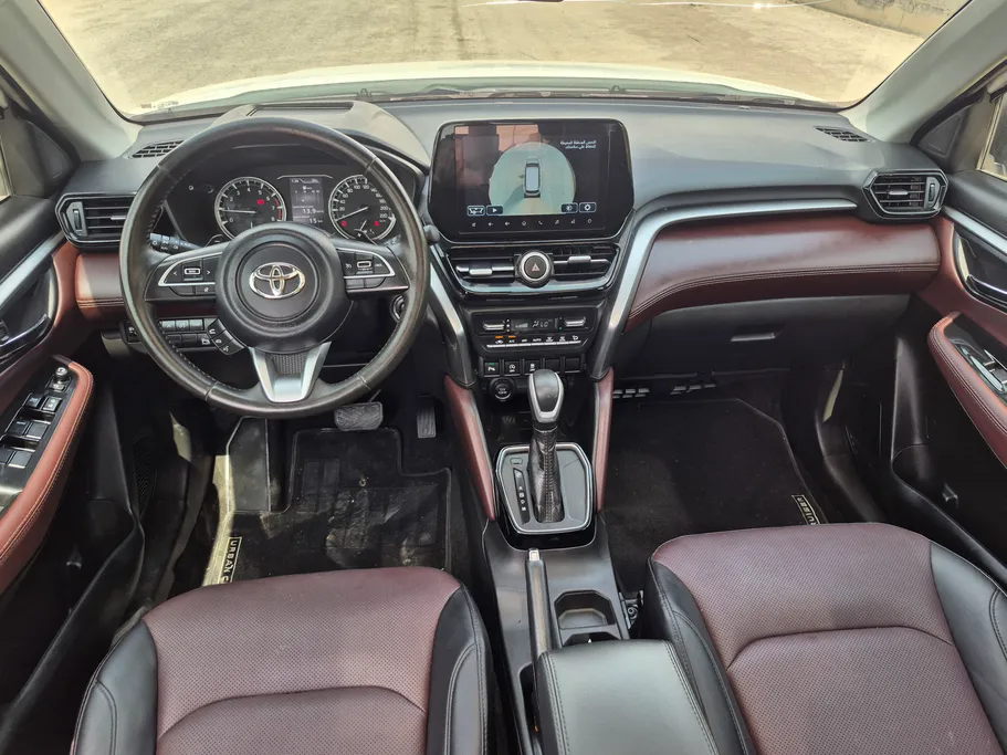 2025 Toyota Urban Cruiser GLX 