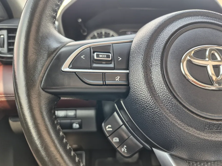 2025 Toyota Urban Cruiser GLX 