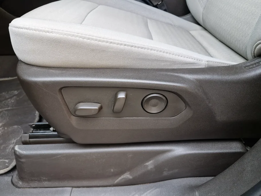 2024 GMC Yukon SLE 