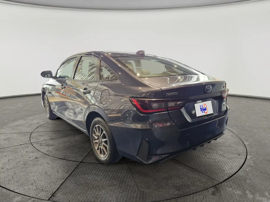 2023 Toyota Yaris  Y 