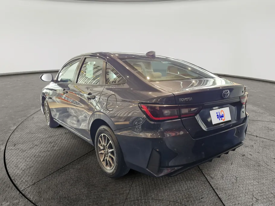 2023 Toyota Yaris  Y 