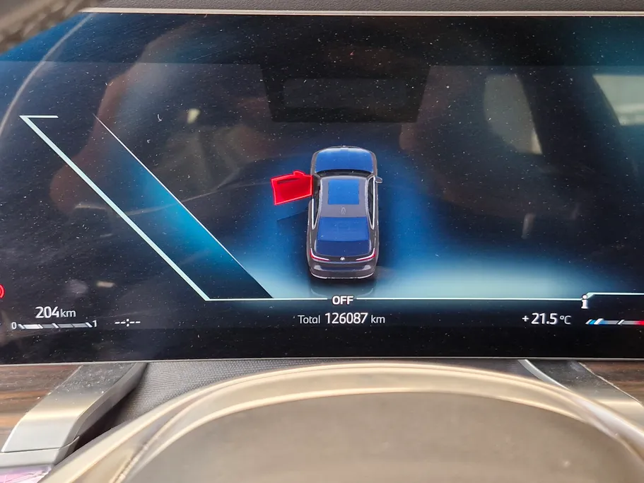 بي ام دبليو الفئة السابعة 735i 2024 