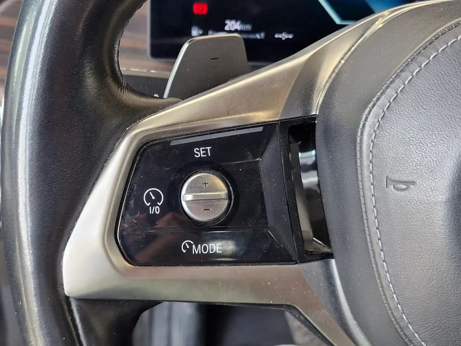 بي ام دبليو الفئة السابعة 735i 2024 