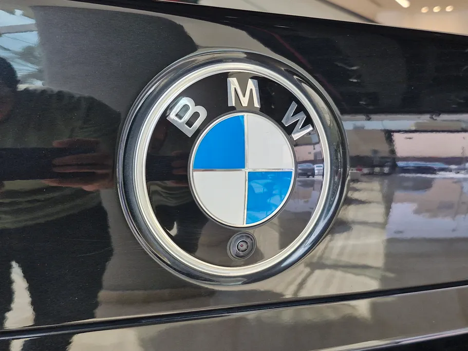 بي ام دبليو الفئة السابعة 735i 2024 