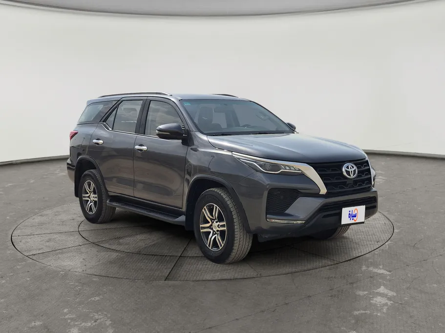 2023 Toyota Fortuner GX2 4x4 Diesel 