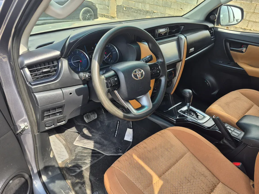 2023 Toyota Fortuner GX2 4x4 Diesel 
