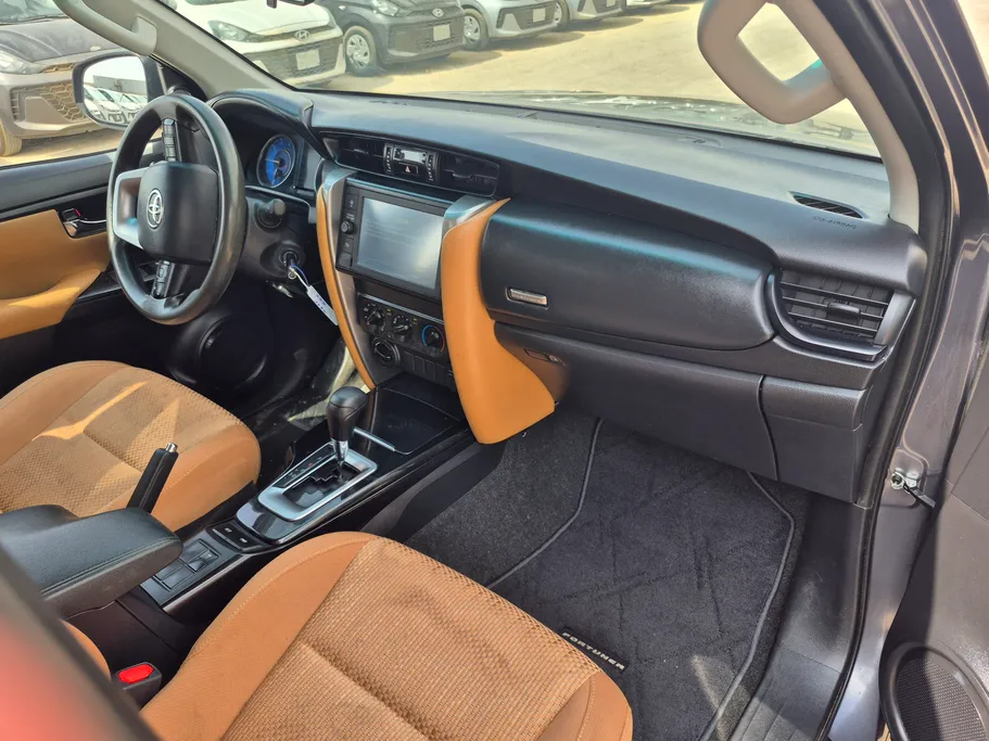 2023 Toyota Fortuner GX2 4x4 Diesel 