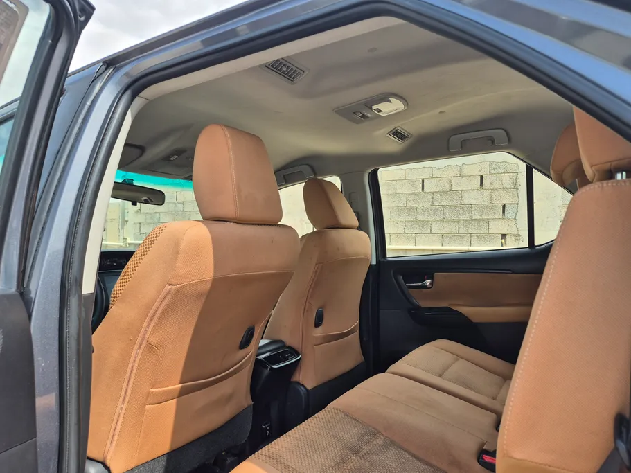 2023 Toyota Fortuner GX2 4x4 Diesel 