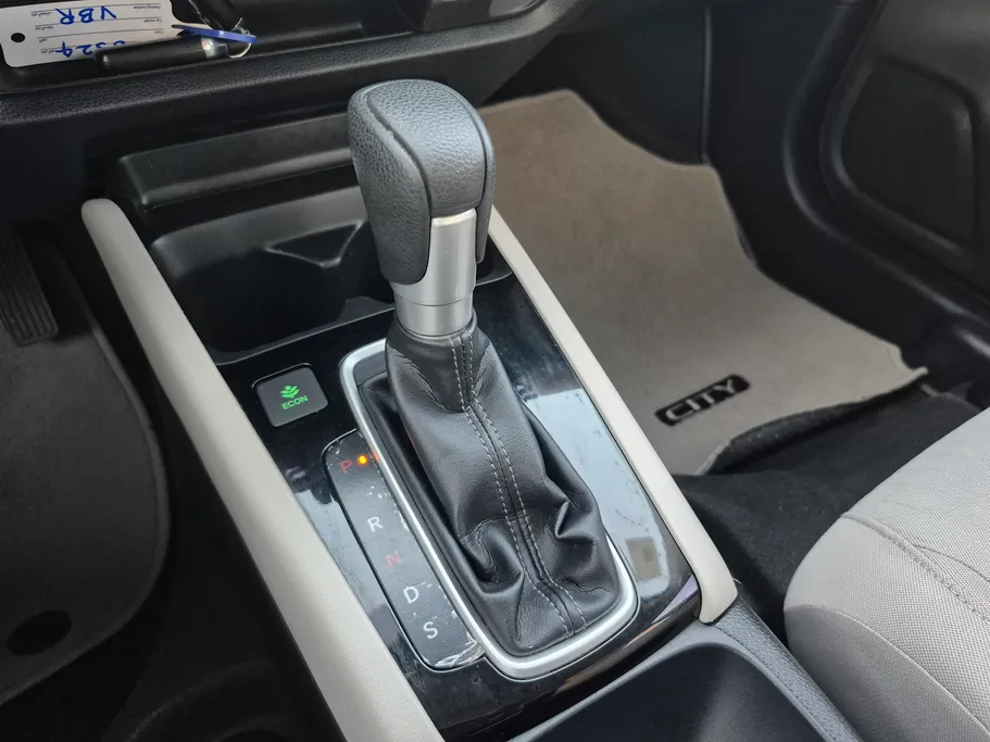 2022 Honda City LX Sport 