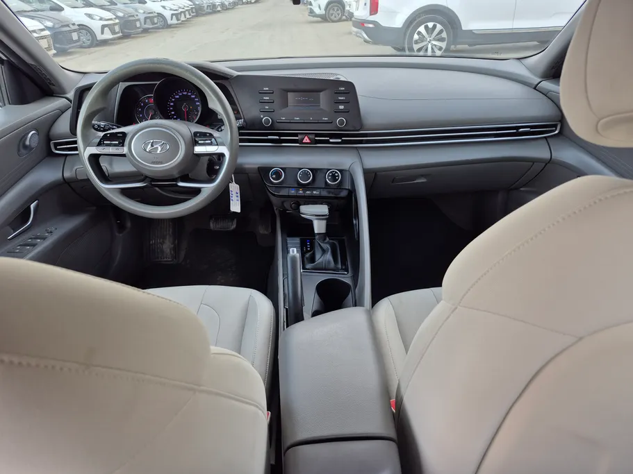 2023 Hyundai Elantra Fleet 