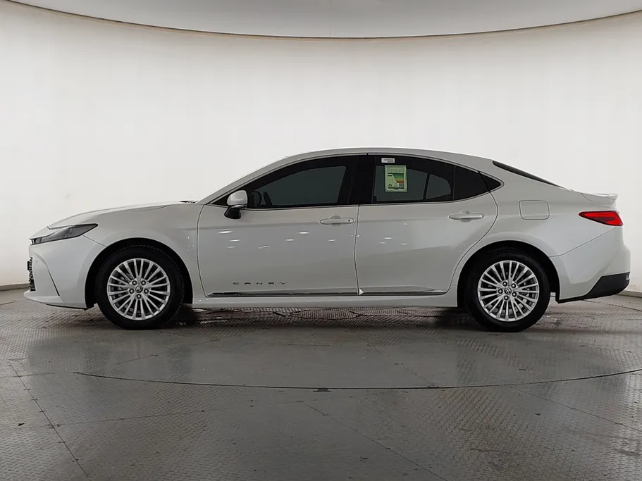2025 Toyota Camry  LE 