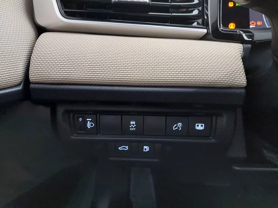 2025 Toyota Camry  LE 