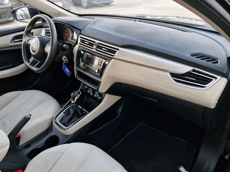 2022 MG 5 STD 