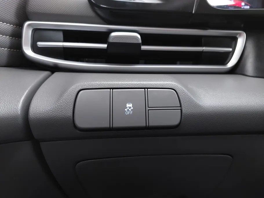 2023 Hyundai Elantra Smart Plus 