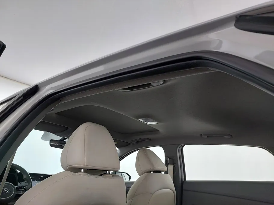 2023 Hyundai Elantra Smart Plus 