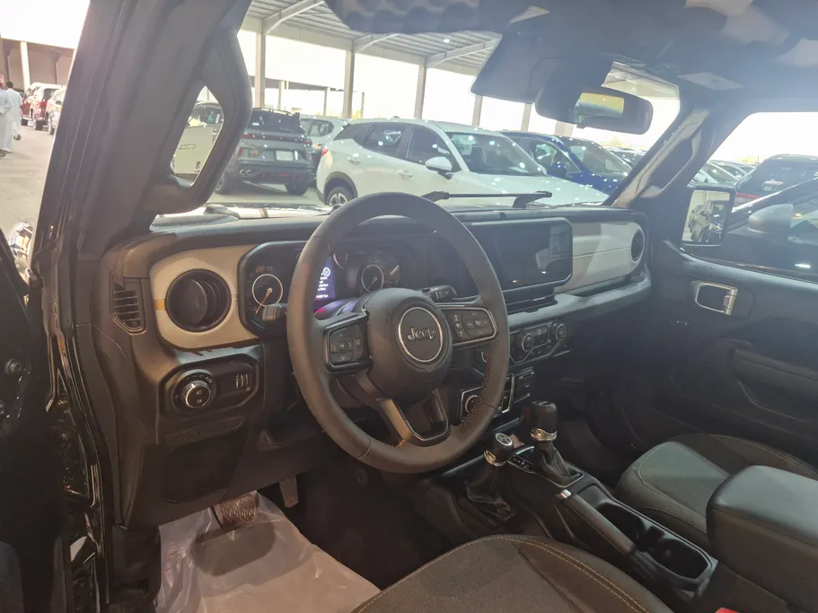 2024 Jeep Wrangler انلمتد  
