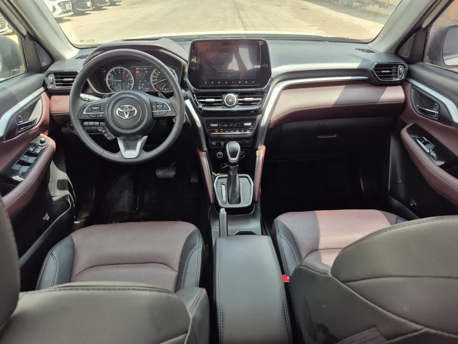 2025 Toyota Urban Cruiser GLX 