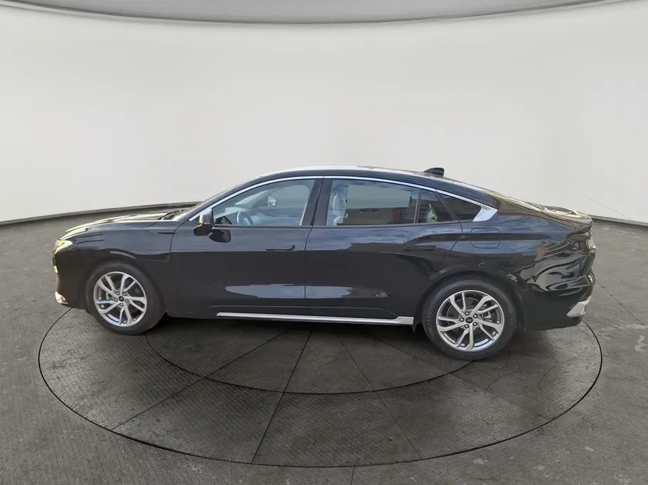 2024 Ford Taurus Trend 