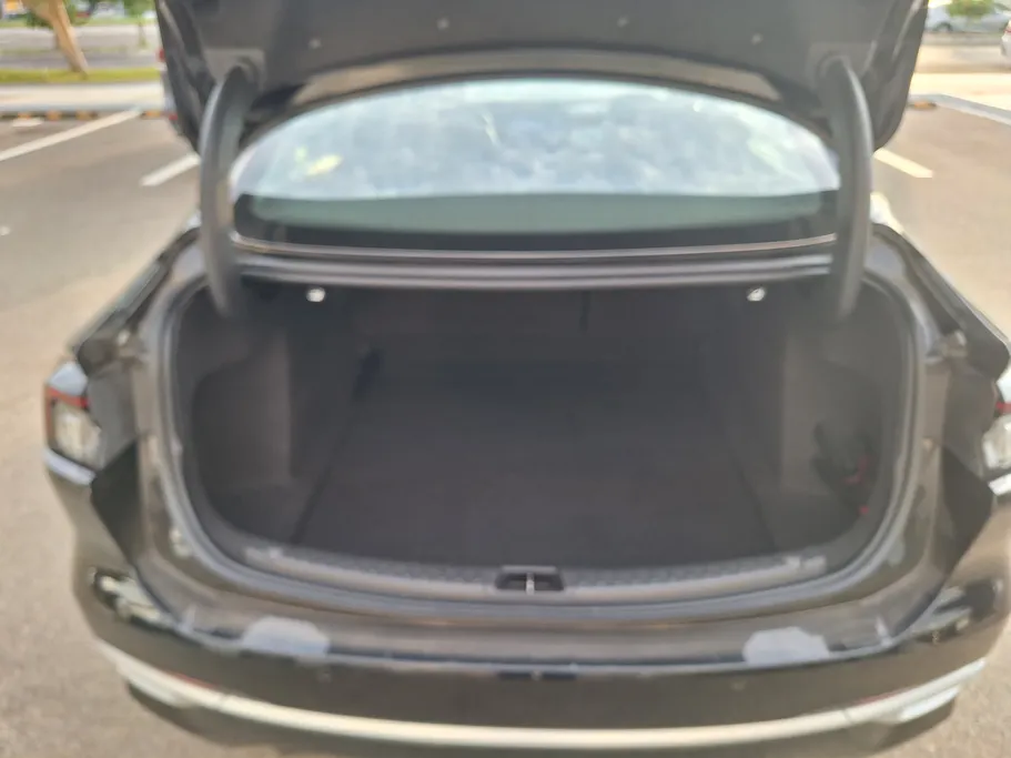 2024 Ford Taurus Trend 