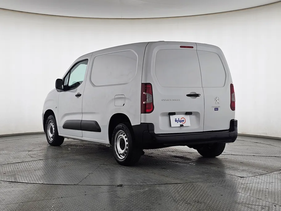بيجو بارتنر Short van 2023 