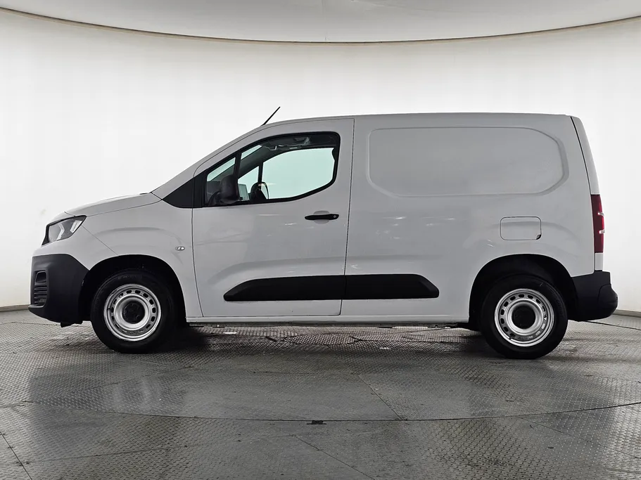 بيجو بارتنر Short van 2023 