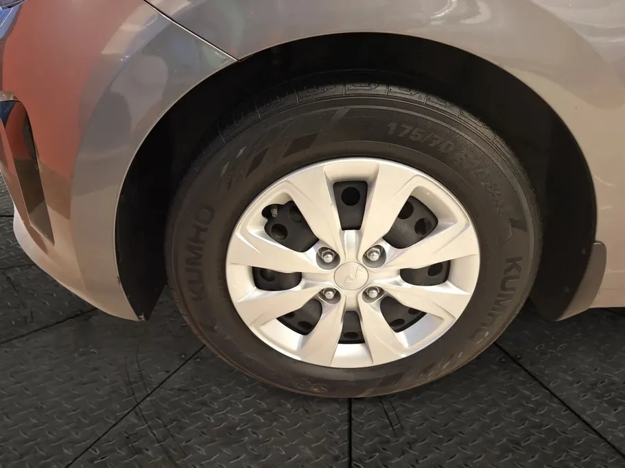 2023 Kia Pegas LX 