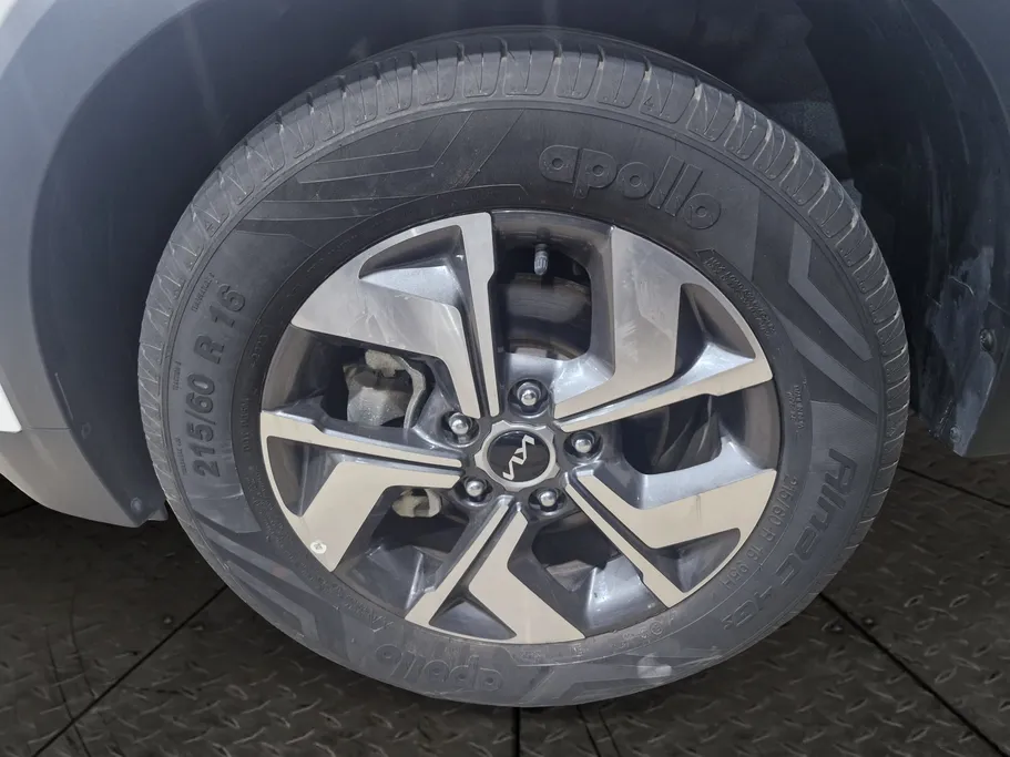 2023 Kia SONET EX 