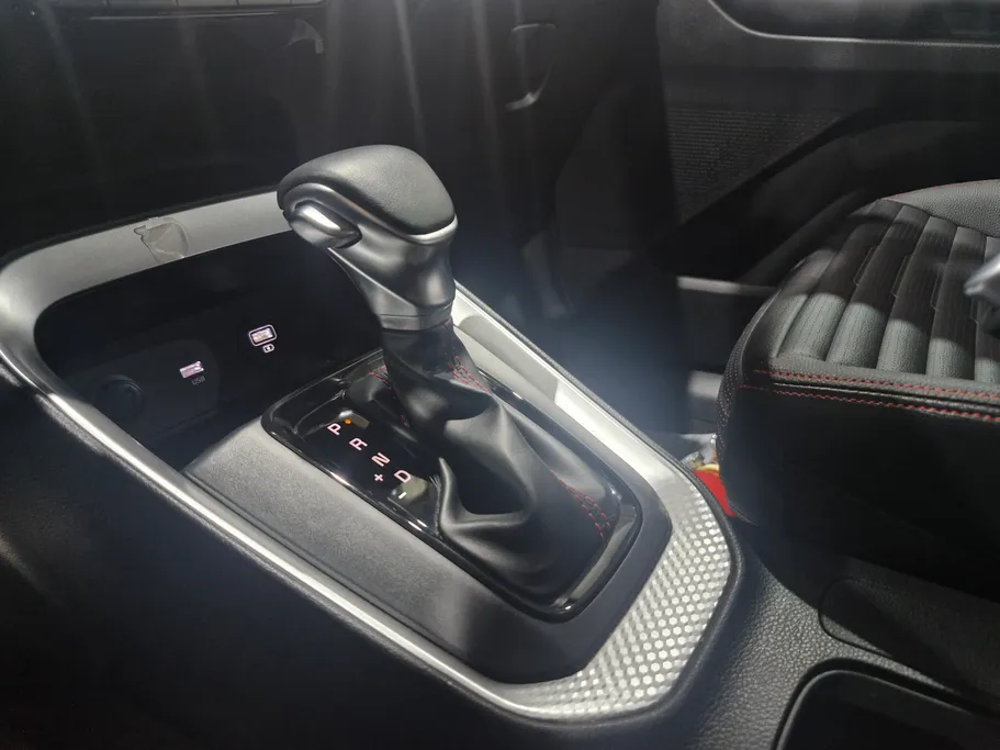 2023 Kia SONET EX 