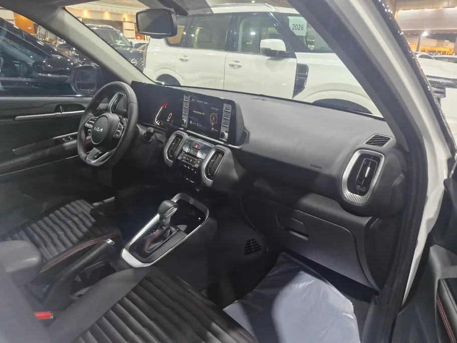 2023 Kia SONET EX 