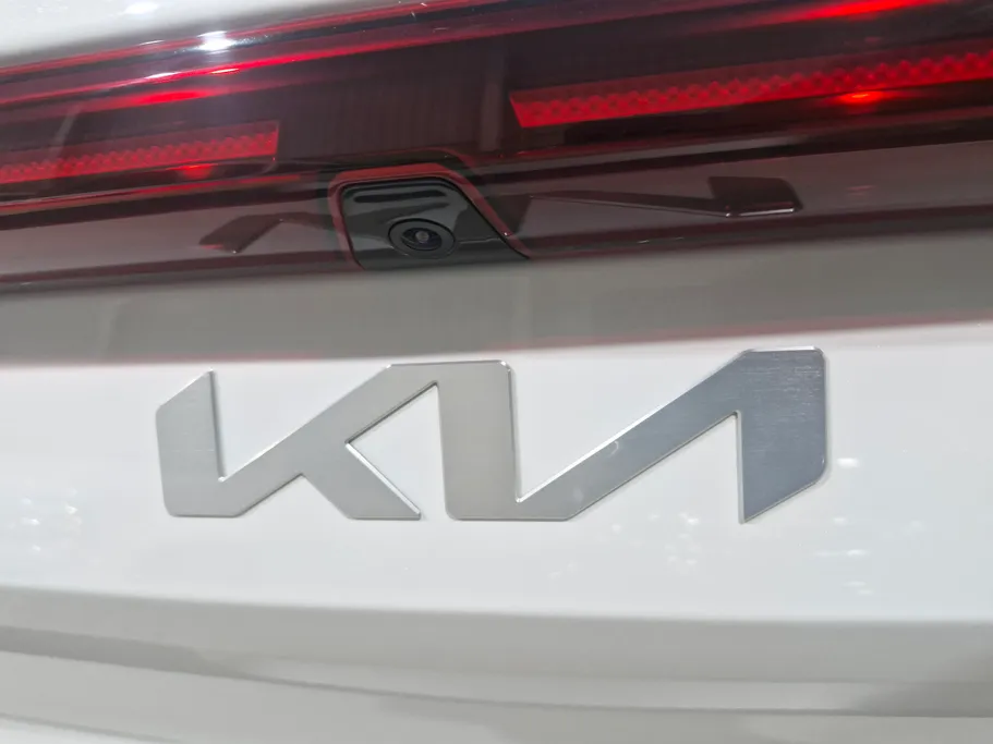 2023 Kia SONET EX 