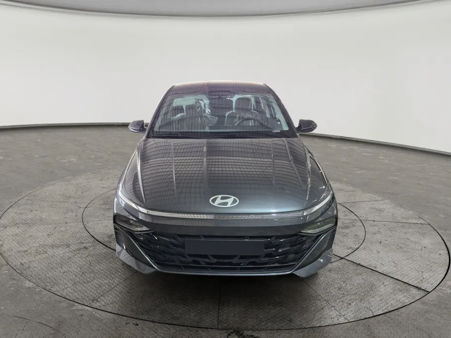 2025 Hyundai Accent Smart 