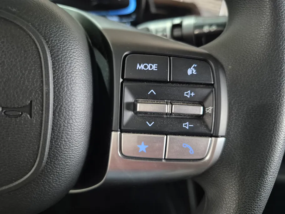 2025 Hyundai Accent Smart 