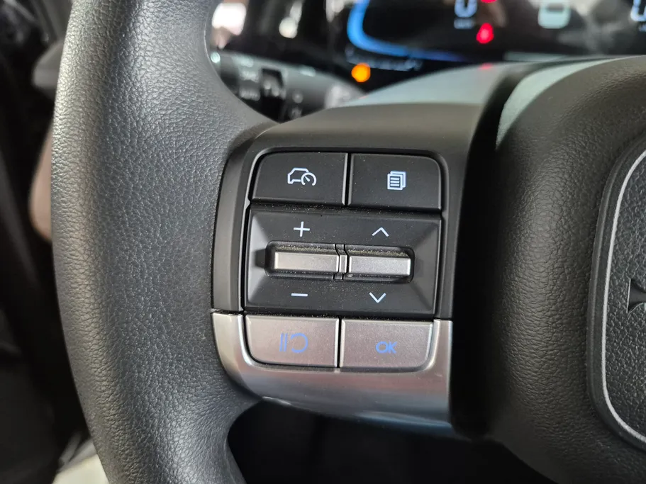 2025 Hyundai Accent Smart 