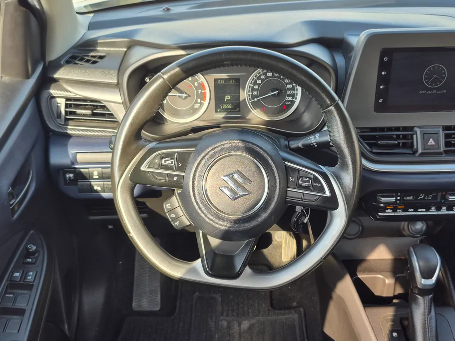 2025 سوزوكي Baleno GL 