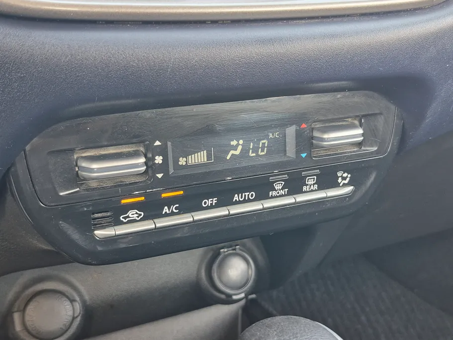 2025 سوزوكي Baleno GL 