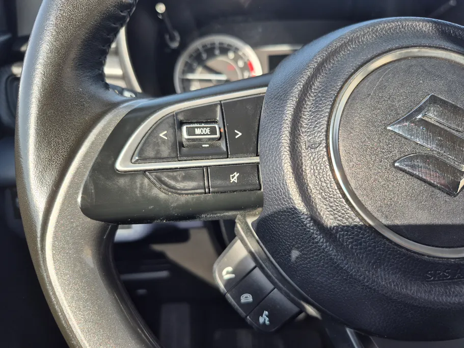 2025 سوزوكي Baleno GL 