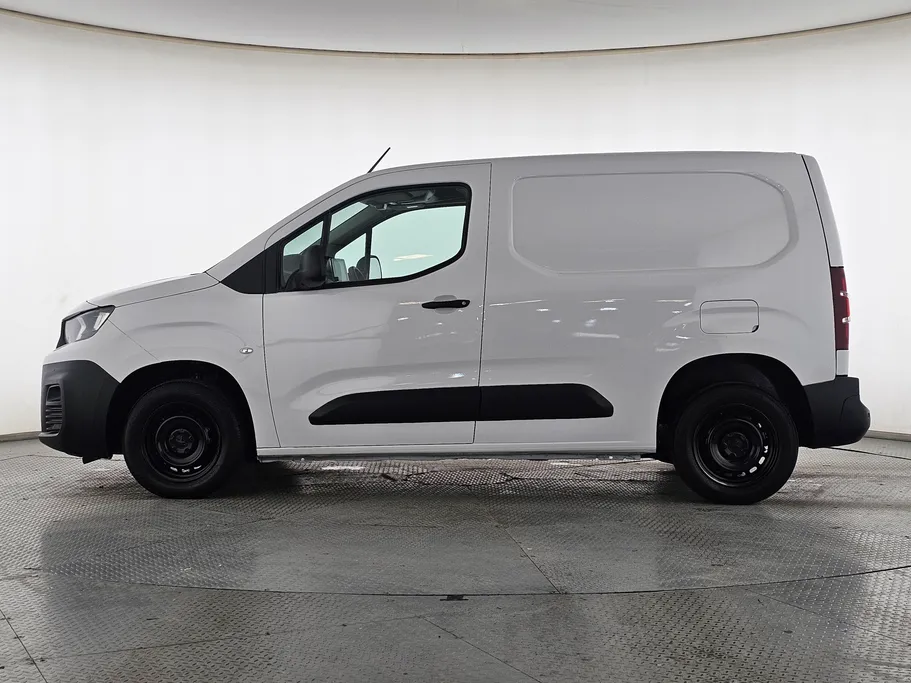 بيجو بارتنر Short van 2023 
